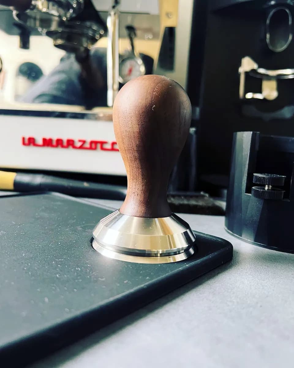 Nahaufnahme eines Tampers als technisches Detail